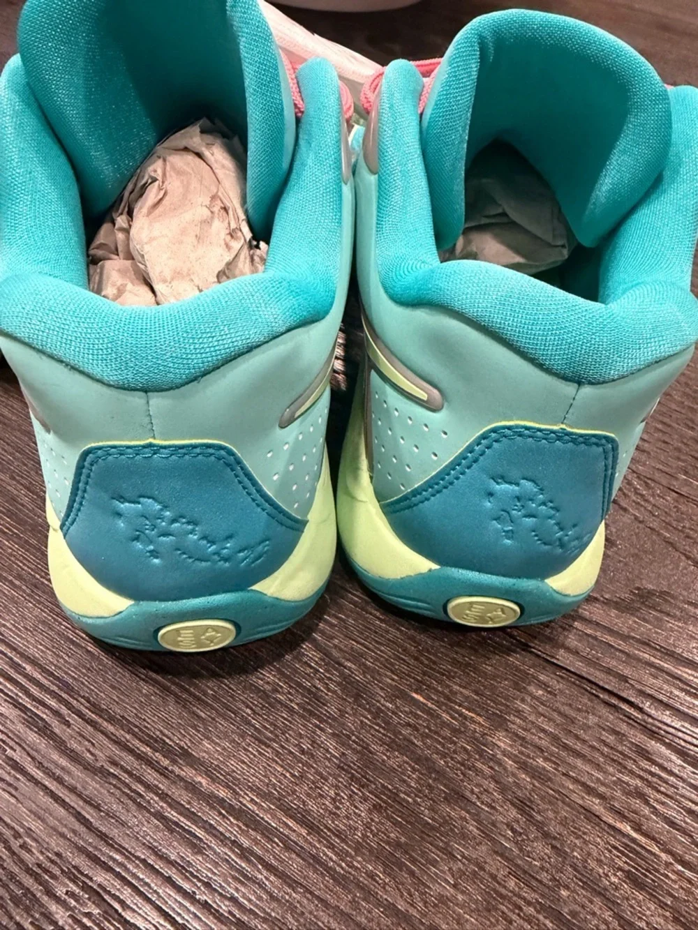 Nike jonquel jones